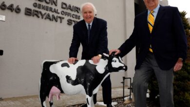 Eddie Robinson, who ran family dairy with his brother, dies at 93