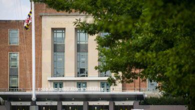 FDA to review mental health chatbots| STAT Morning Rounds