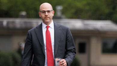 Fed Governor Stephen Miran pushes case for central bank to slash key interest rate