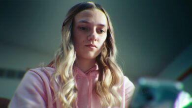 Netflix’s Most Popular Movie Right Now Is This Catfishing Doc That Has Me Hooked