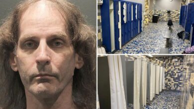Sex offender accused of exposing himself in girl’s bathrooms while claiming to be trans