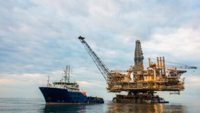 YPF Sociedad (YPF) Ends Losing Streak as US Pledges Lifeline to Ailing Argentina