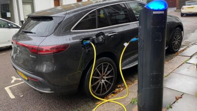 Car buyers rush to capitalize on federal EV tax credits ahead of expiration next week