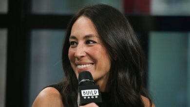Joanna Gaines’ Classy Short-Sleeve Sweater Style Is Just 