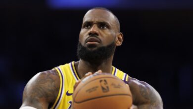 LeBron James injury information leaked to bettors, indictment suggests