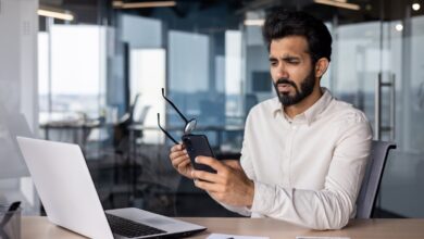 Stop sending anonymous texts. Start building trust.