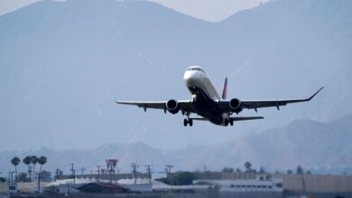 Flights delayed at some U.S. airports amid shortage of air traffic controllers