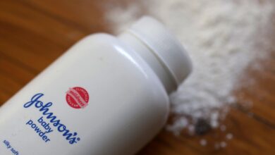 Johnson & Johnson faces claim by 3,000 in U.K. who say asbestos in talcum powder made them sick
