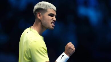 Carlos Alcaraz triumphs over Alex de Minaur in ATP Finals opener