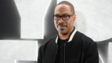 Eddie Murphy Slams SNL for Joking About His Movie Flop