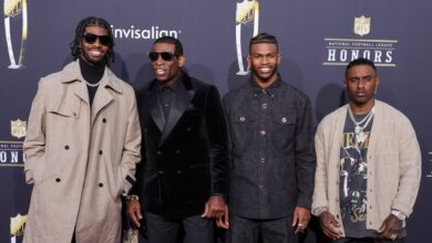 Sanders Family Enjoys Cute Holiday Moment Before Shedeaur’s 2nd Start