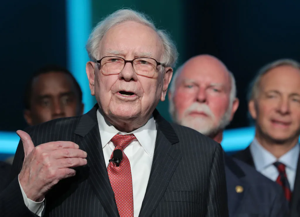 Warren Buffett’s Smart Money Tips Anyone Can Use