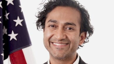 FDA Official Proposes ‘Path Forward’ After COVID Vaccine Claim