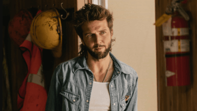 Guy Burnet on Charlie and Rebecca’s ‘Naked’ Bedroom Scene