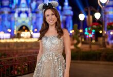 Hallmark Sets Disney World Christmas Movie, Lacey Chabert to Star