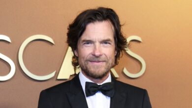 Jason Bateman’s Family Guide: Parents, Sister, Wife and More