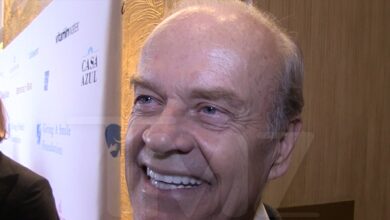 Kelsey Grammer Talks Pros & Cons of Having Another Kid at 70