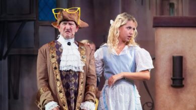 Stage jitters replace fear of falling in ‘Eddie the Eagle’s’ latest act