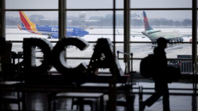 Airlines cancel 13,000 flights as winter storm sweeps U.S.