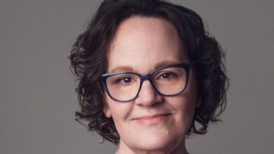 “American Dreams” Casting Director Was 65