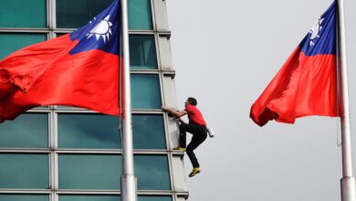 American Rock Climber Alex Honnold Reaches Top Of Taipei 101 Skyscraper Without Ropes