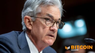 Fed Pauses Rate Cuts As Bitcoin Steadies Near ,000