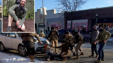 Border Patrol agents who fatally shot Alex Pretti during Minneapolis anti-ICE protest placed on administrative leave