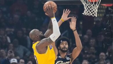 LeBron James tears up during tribute video of 25 straight points in 2007 playoffs