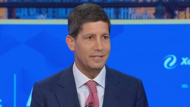 Trump picks Kevin Warsh for Federal Reserve chair to succeed Powell