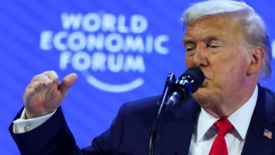 Trump urges Congress to enact 10% credit card interest rate cap