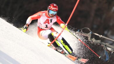 World champion Loic Meillard leads Kitzbühel slalom after 1st run. Atle Lie McGrath skies out