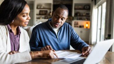 Mortgage rates fall to 3-year low, offering relief for homebuyers