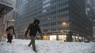 Severe winter storm live updates: Northeast braces for blizzard conditions as storm begins