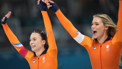 Femke Kok beats Jutta Leerdam in speedskating’s 500, adds an Olympic title to record