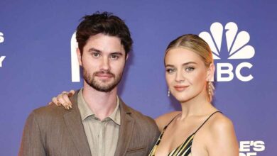 Kelsea Ballerini Agrees With Cheating Post After Chase Stokes Split