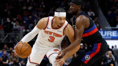 Knicks’ Josh Hart exits early after reinjuring right ankle again