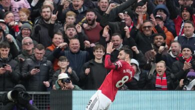 Man United wins again to make it four in a row for new coach Michael Carrick