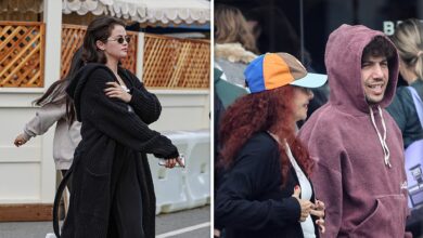 Selena Gomez and Benny Blanco Dine at L.A. Hotspot Max and Helen’s