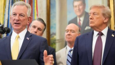 Tommy Tuberville’s Trump-Flattering Presidents’ Day Pitch Goes Awry