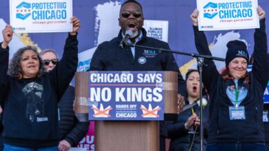 Chicago Mayor Brandon Johnson renews reparations push despite 0M budget deficit