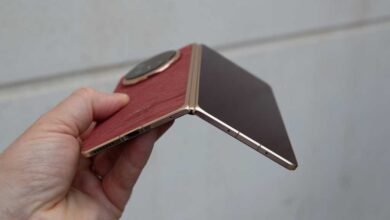 I Tried Honor’s Magic V6 Folding Phone: How it Compares to Samsung and Motorola