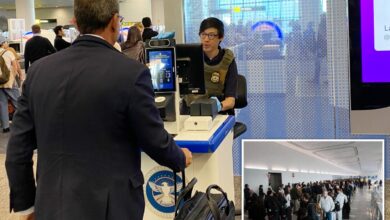 ICE agents scanning IDs at LaGuardia Airport’s long TSA lines 
