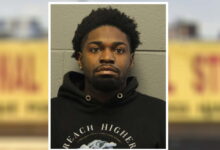 Man gets 33 years for trying to murder 2 Chicago cops at West Side hot dog stand