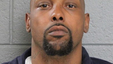 Parolee put gun to child’s head during 7-Eleven holdup, prosecutors allege