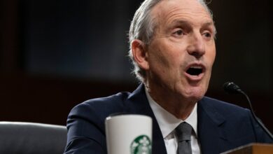 Former Starbucks CEO Howard Schultz leaves Seattle as local lawmakers mull millionaire tax Former Starbucks CEO Howard Schultz leaves Seattle as local lawmakers mull millionaire tax