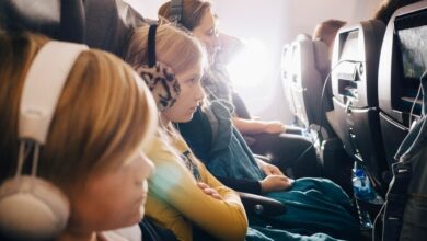 United Airlines can now boot passengers who refuse to use headphones with their devices