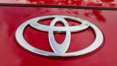 Toyota recalls 550,000 Highlander SUVs because seat backs may fail to lock Toyota recalls 550,000 Highlander SUVs because seat backs may fail to lock