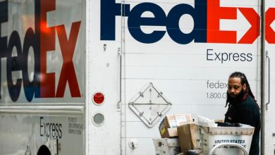 FedEx to offer same-day delivery as it battles with Amazon and other retailers