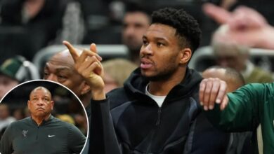 Giannis Antetokounmpo-Bucks drama feels insurmountable: ‘One foot out’
