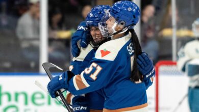 Goldeneyes keep slim playoff hopes alive with 4-1 win over Torrent